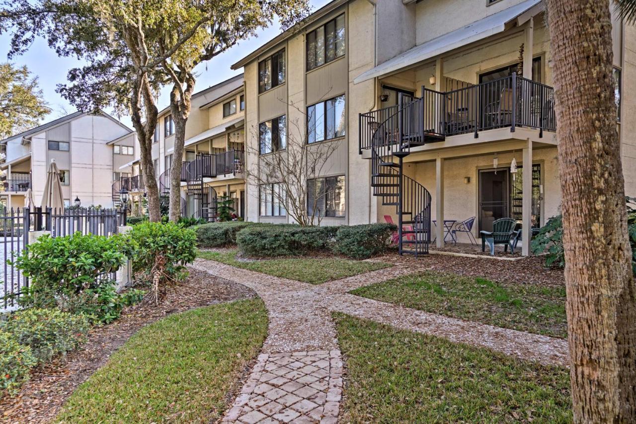 Updated Hilton Head Condo Balcony, Walk To Beach هيلتون رئيس جزيرة المظهر الخارجي الصورة